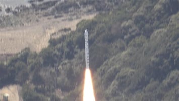 日本 SPACE ONE KAIROS 点火后出现剧烈旋转 无法维持正常飞行姿态,发射任务终止,发射失败
