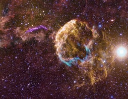 费米望远镜发现首对姐妹超新星：两颗伴星先后爆炸留下的遗迹