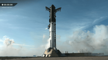 SpaceX星舰第13次试飞在发射台中止，两台Raptor发动机未能点燃
